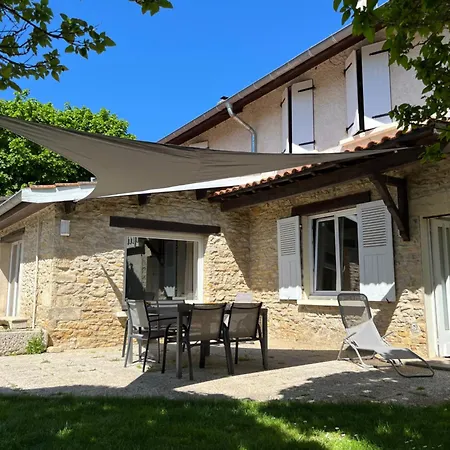 Le Saint-hilaire 4* Saint-Hilaire-de-Brens