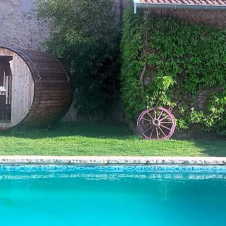 Le Saint-hilaire 4* Saint-Hilaire-de-Brens