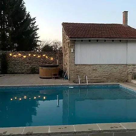 Le Saint-hilaire Bed & Breakfast Saint-Hilaire-de-Brens